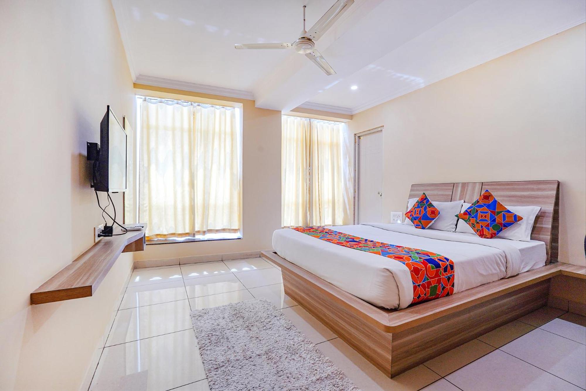 Fabhotel Bns Comforts Бангалор Екстериор снимка