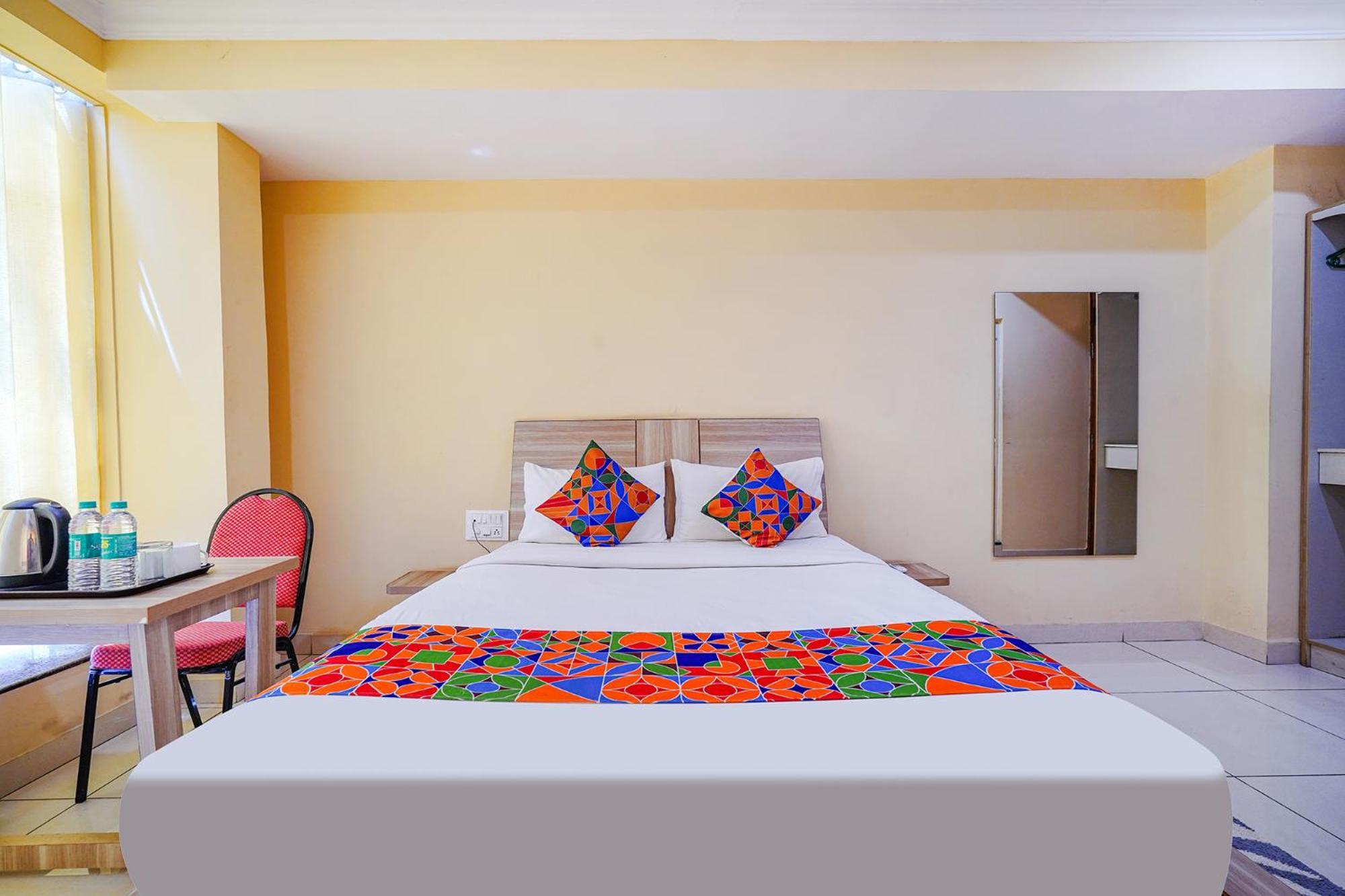 Fabhotel Bns Comforts Бангалор Екстериор снимка