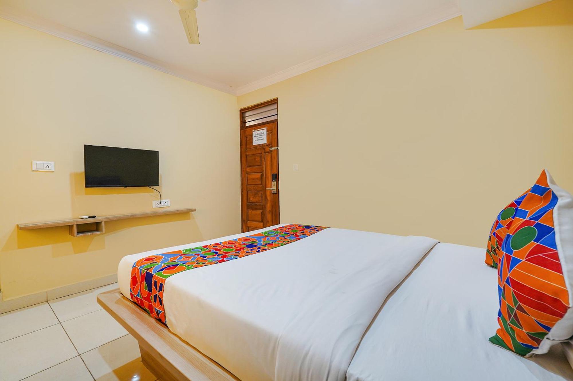 Fabhotel Bns Comforts Бангалор Екстериор снимка