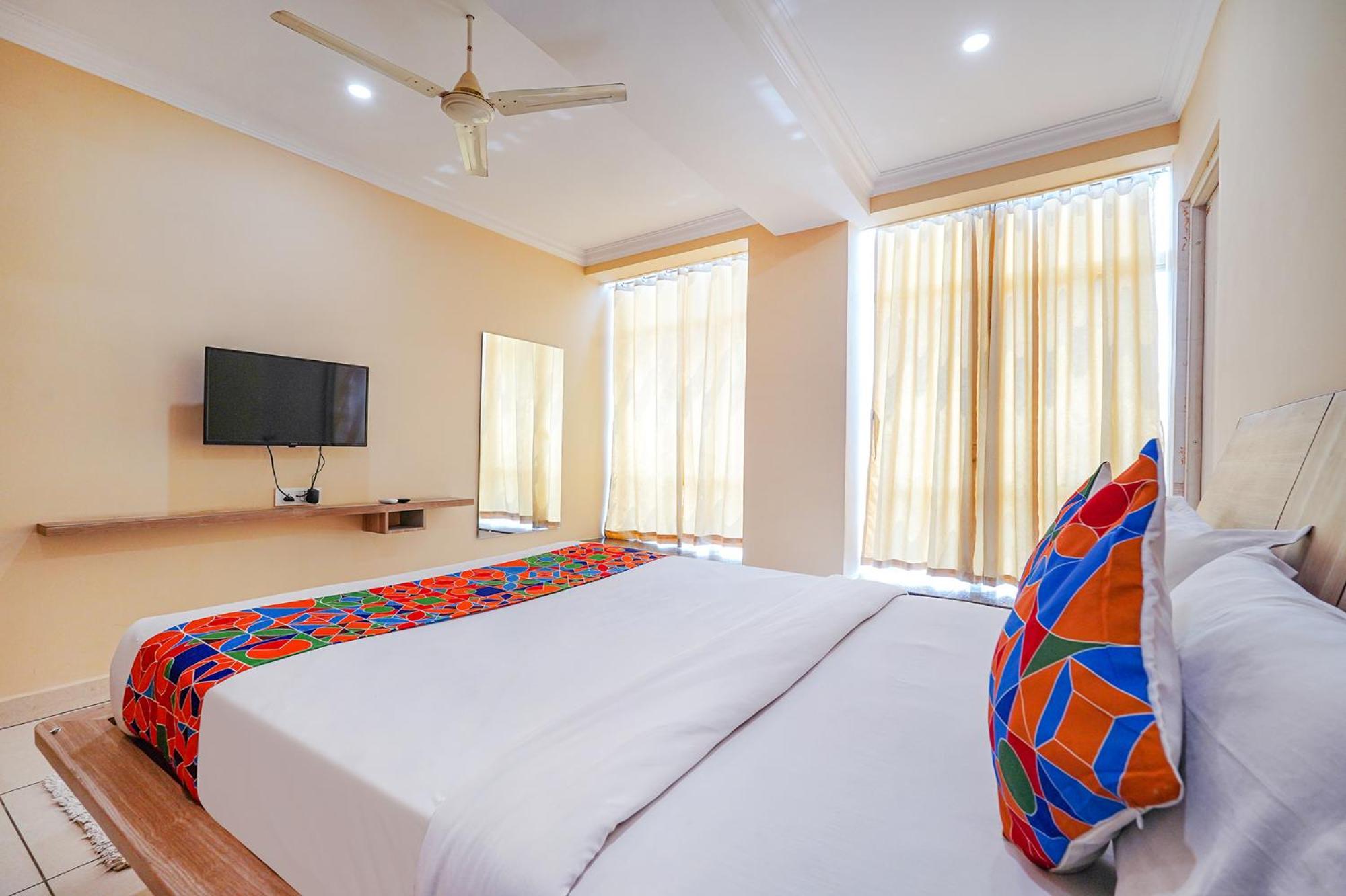 Fabhotel Bns Comforts Бангалор Екстериор снимка